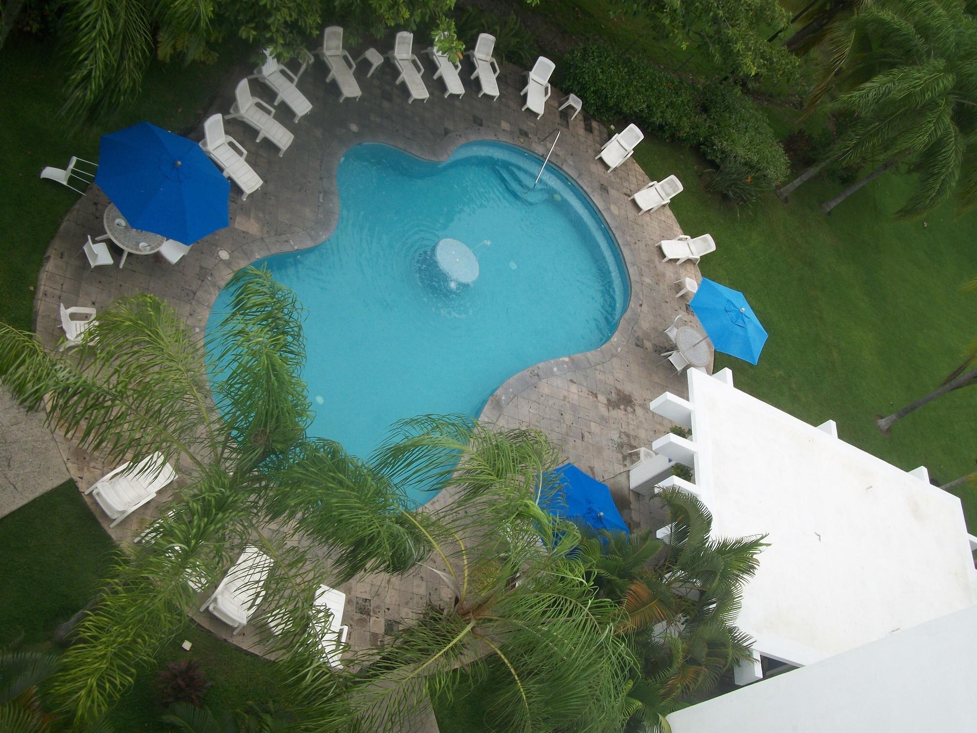 Comfort Inn Puerto Vallarta Golfside & Marina Buitenkant foto