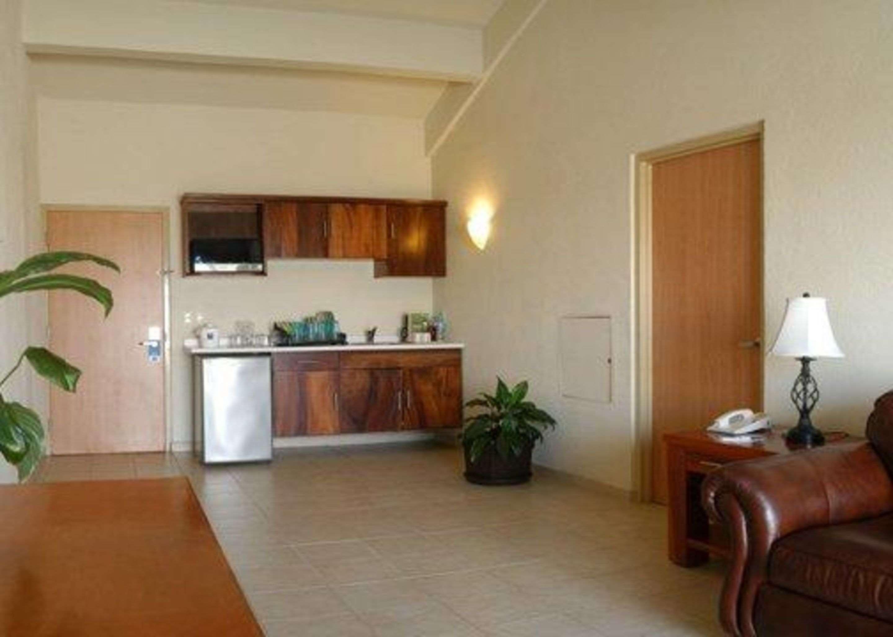 Comfort Inn Puerto Vallarta Golfside & Marina Buitenkant foto