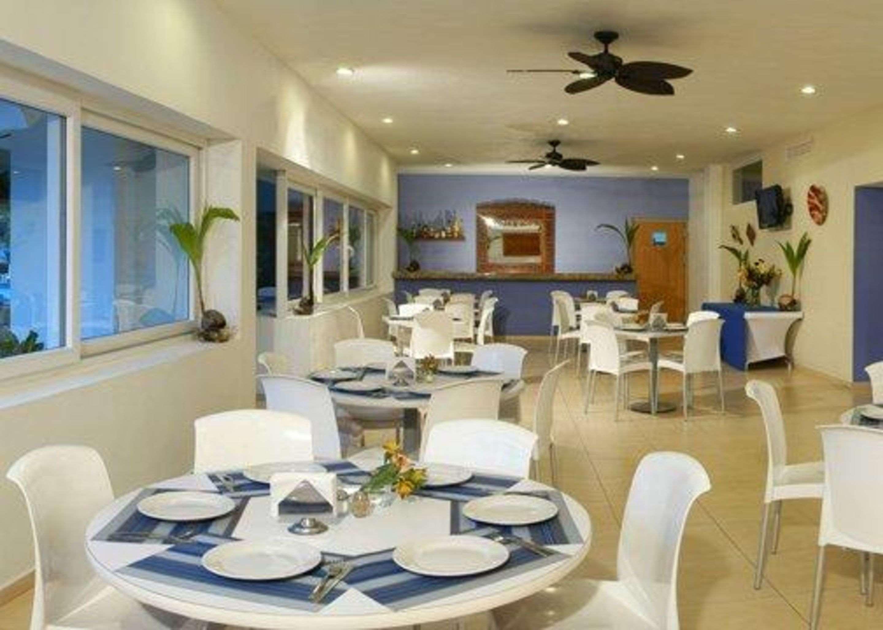 Comfort Inn Puerto Vallarta Golfside & Marina Buitenkant foto